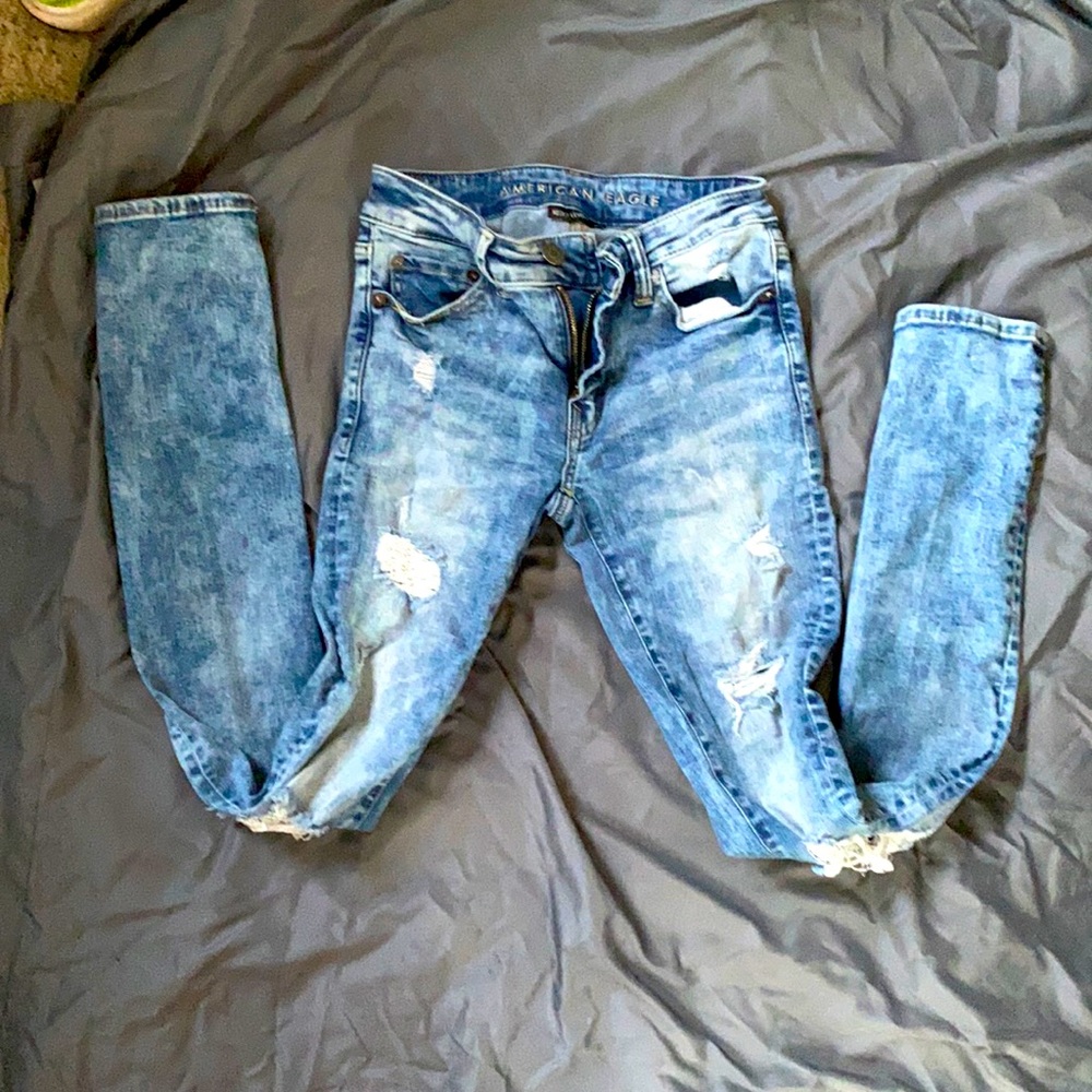 AE young men’s 26x28 jeans